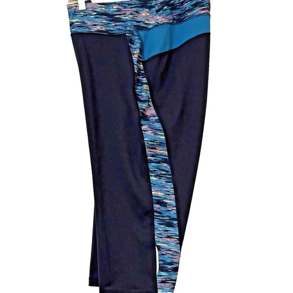 Tek Gear Women's 2X (39x20) DRYTEK Printed High-Waisted Capri Leggings Pockets - Picture 5 of 10